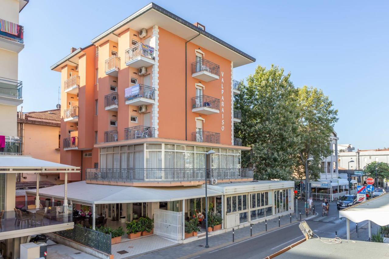 Hotel Valparaiso Rimini Exterior photo
